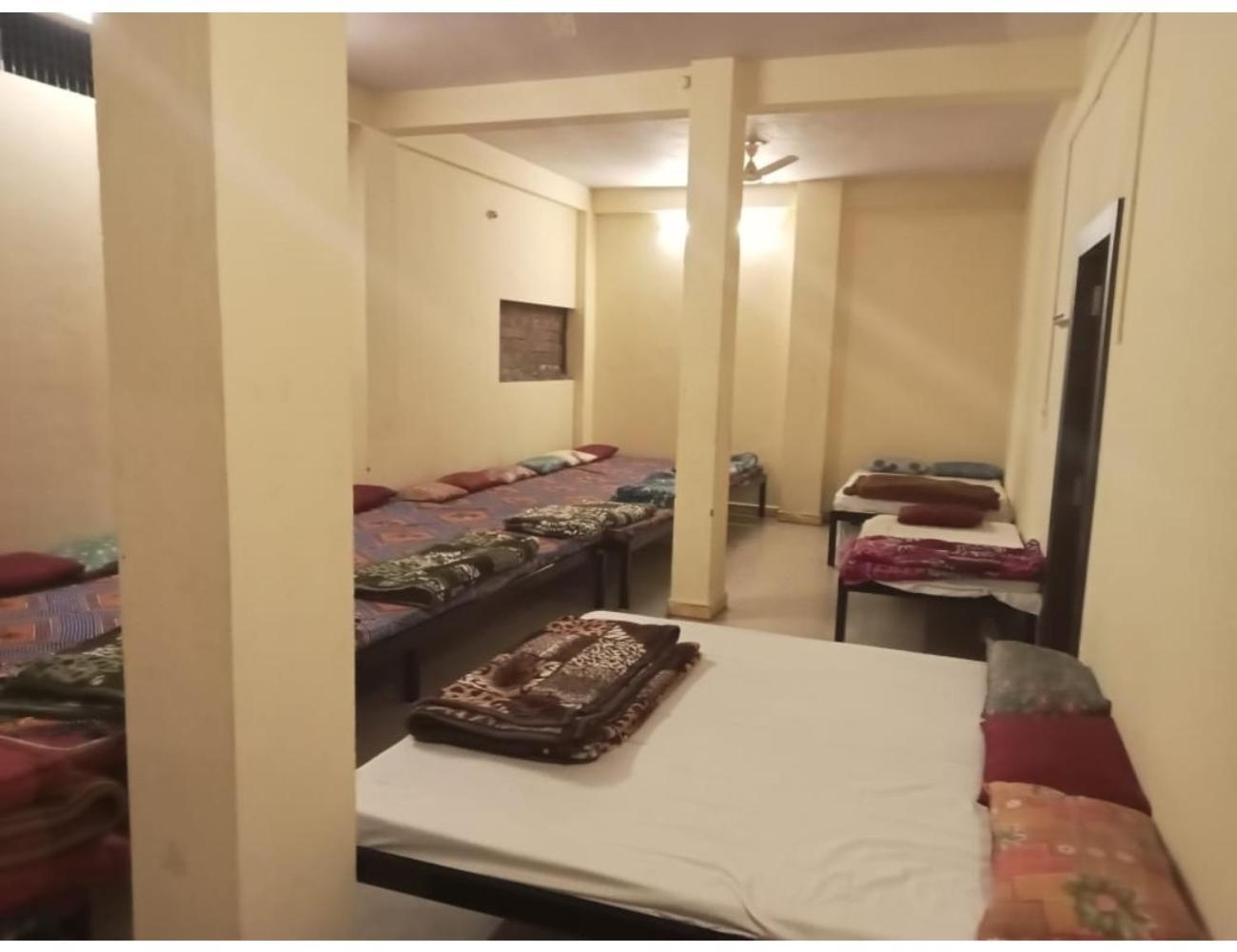 Hotel Mahakal Vishram, Удджайн Екстер'єр фото